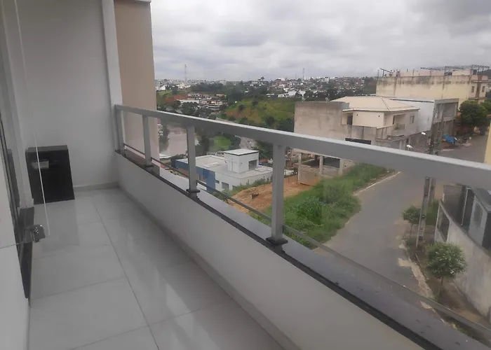 Apartamento Ar Condicionado, Varanda, 2 Vagas Garagem