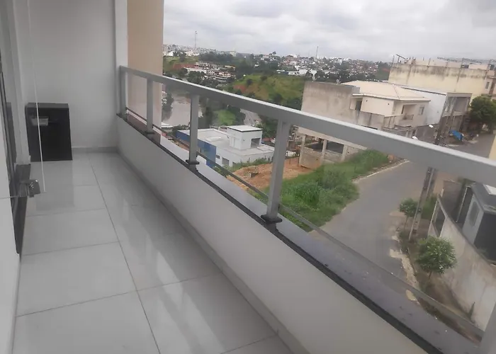 Apartamento Ar Condicionado, Varanda, 2 Vagas Garagem