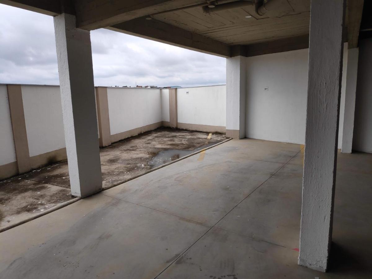 Apartment Ar Condicionado, Varanda, 2 Vagas Garagem *