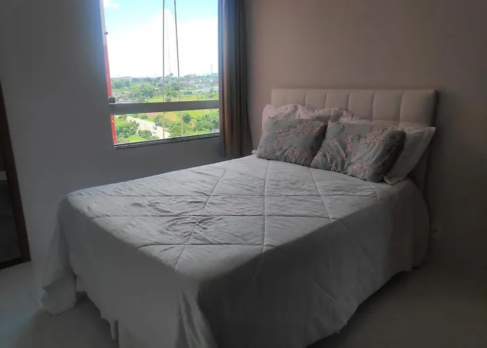 Apartamento Ar Condicionado, Varanda, 2 Vagas Garagem
